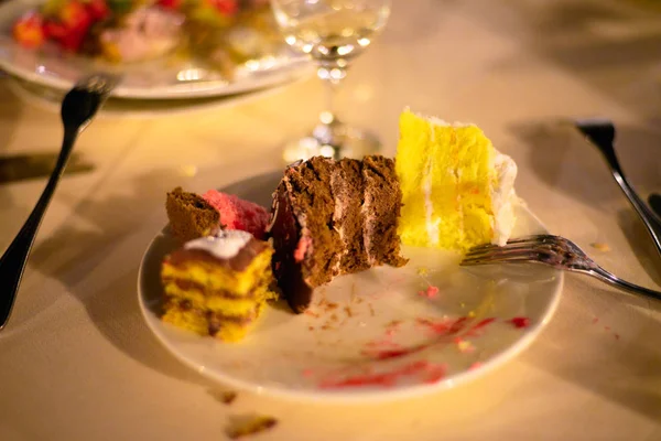 Zblízka Střílel Sloužil Tabulky Večeři Restauraci — Stock fotografie