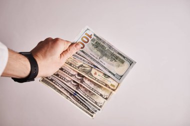 doz Amerikan dolar banknontes ile işadamı kırpılmış 