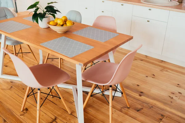 Hoge Hoek Zicht Interieur Van Moderne Keuken Thuis — Stockfoto