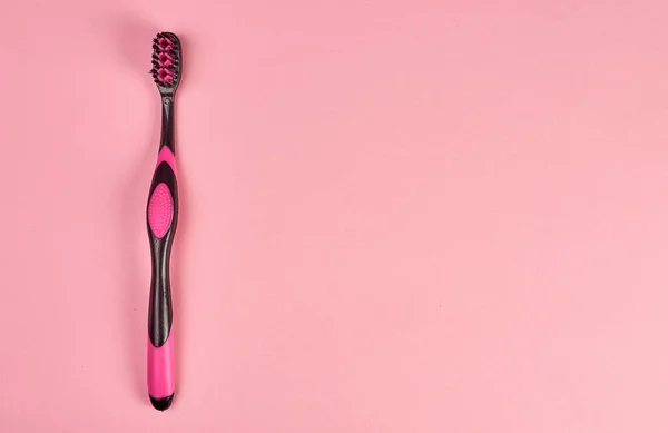 Foto Close Dari Sikat Gigi Pada Pink Konsep Perawatan Gigi — Stok Foto