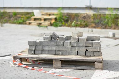 kaldırım döşeme ve fayans döşeme araçları