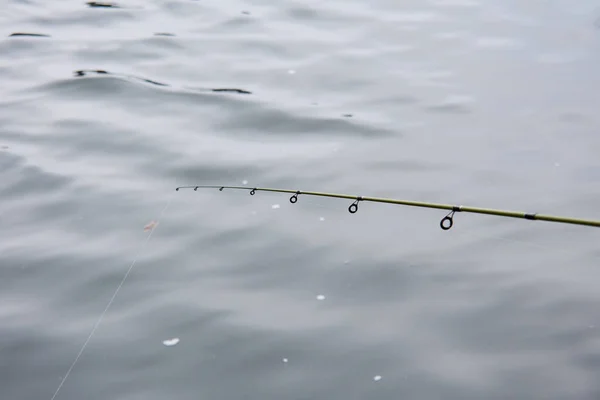 Fiskespö Snurrande Rulle Floden Bakgrund — Stockfoto