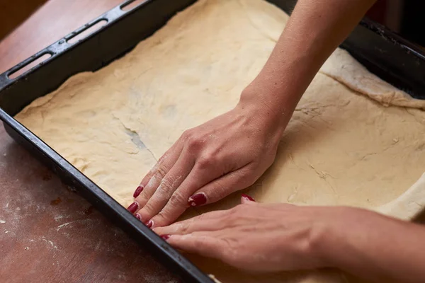 Pizza Tésztakészítési Folyamat Vágott Lövés — Stock Fotó