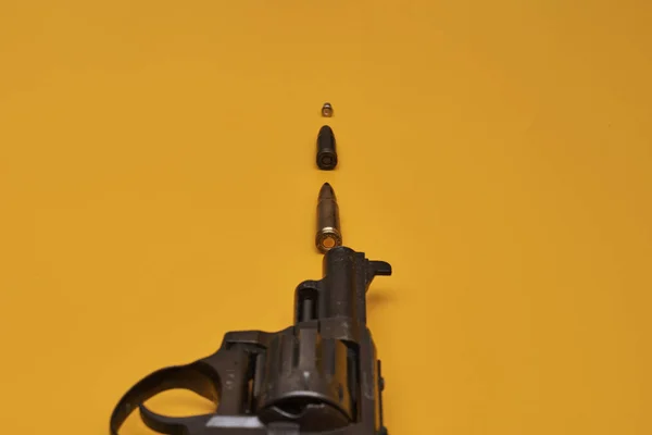 Gun Bullets Bright Yellow Background — Stock Photo, Image