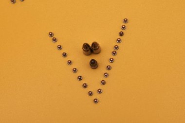 Çeşitli kalibre mermiler.