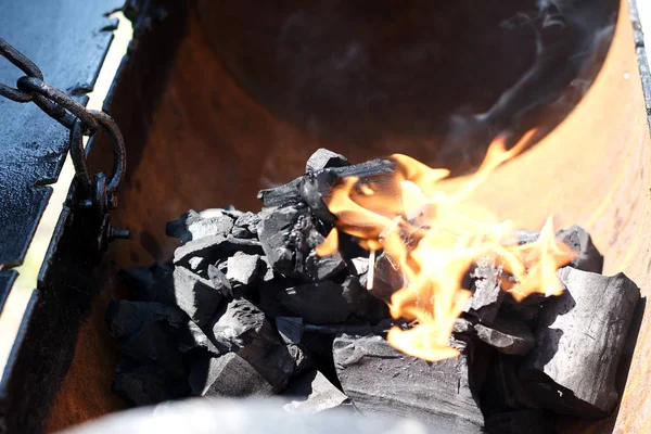Вид Крупним Планом Вугілля Гриля Барбекю Саду — стокове фото