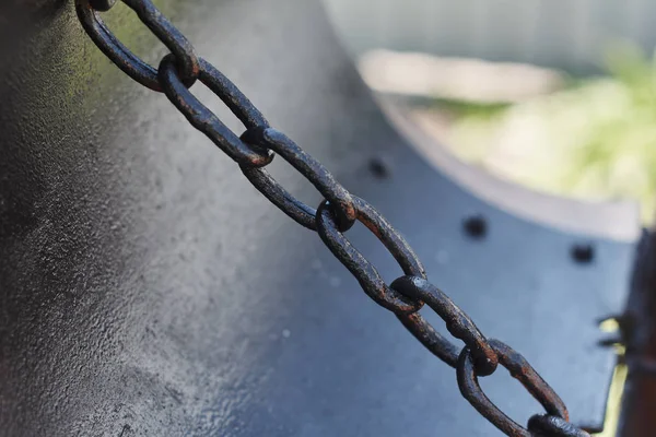 Close Rusty Chain Grey Metal Surface Selective Focus — 스톡 사진