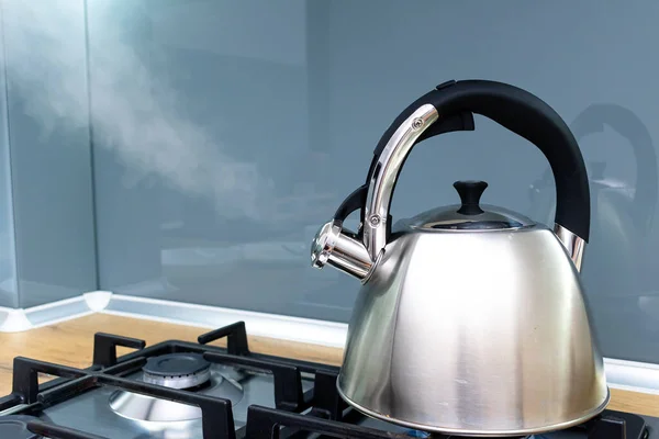 Close View Boiling Kettle Stove Kitchen — Stock Photo, Image