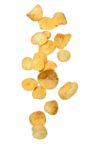 Widok Bliska Smaczne Chipsy Ziemniaczane Izolowane Białym — Zdjęcie stockowe