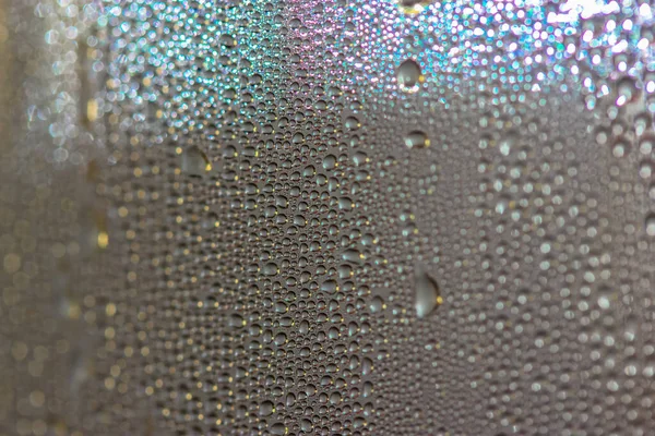 Muitas Bolhas Pequenas Coloridas Superfície Vidro Close — Fotografia de Stock