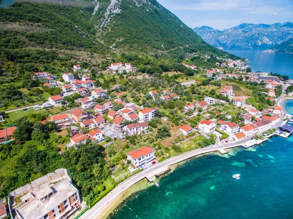 Panorama musim panas di teluk Kotor, Montenegro — Stok Foto