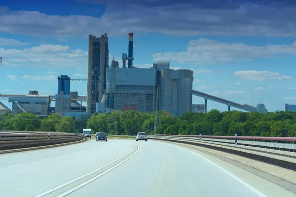 Centrale Elettrica Vicino All Autostrada Germania — Foto Stock