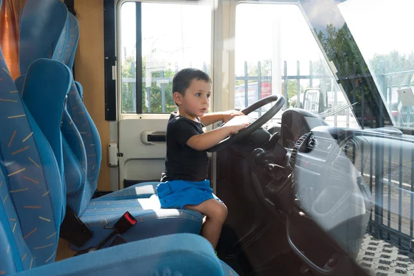 A child on the wheel — Stock Photo, Image