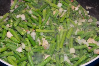 Buğulanmış genç yeşil fasulye,                 