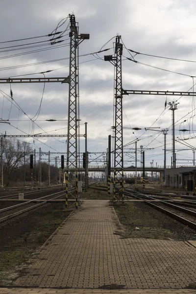 Estação ferroviária na cidade — Fotografia de Stock