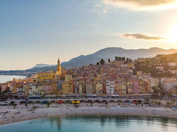 View on old part of Menton, Provence-Alpes-Cote dAzur, France. — Stock Photo, Image