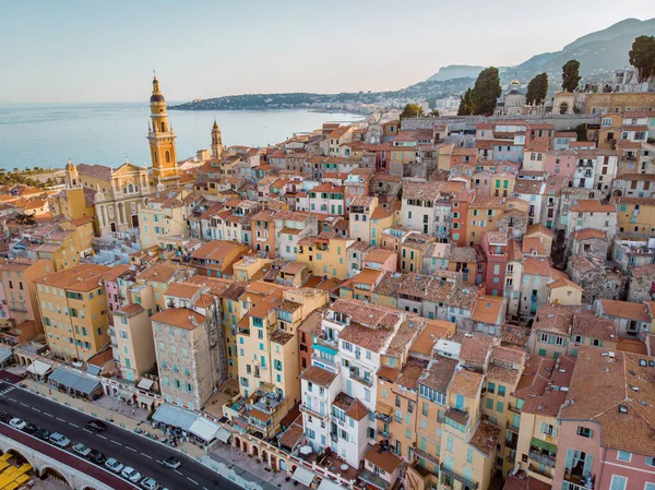 View on old part of Menton, Provence-Alpes-Cote dAzur, France. — Stock Photo, Image