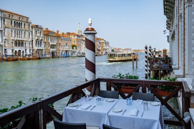 Güzel Venedik caddesi yaz günü, İtalya Venedik