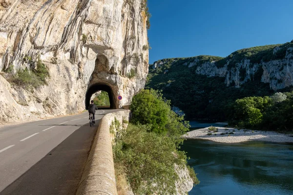 Ardeche France, view of Narural arch in Vallon Pont Darc in Ardeche canyon in France — стоковое фото