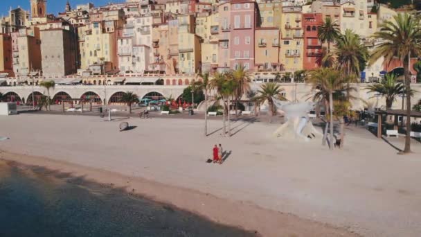 Menton Francia ciudad colorida Vista de la parte antigua de Menton, Provenza-Alpes-Costa Azul, Francia — Vídeos de Stock