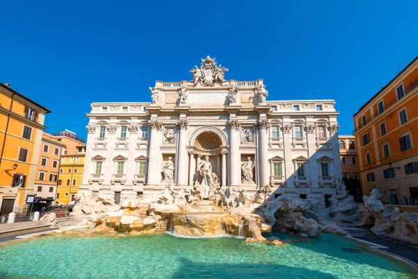 Trevi-Brunnen, Rom, Italien am Morgen — Stockfoto