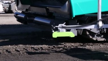Otomatik işlem denetimi. İş asfalt fayans ustası. Ultrasonik ve Laser sensörleri. Yol inşaatı