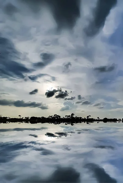 Coucher Soleil Environnement Village Inde Ciel Bleu Reflète Les Nuages — Photo