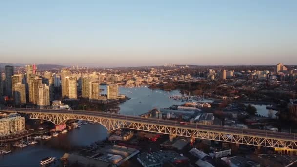 Uitzicht Brug Met Jachthaven Aan Voorkant Ook Het Centrum Bergen — Stockvideo