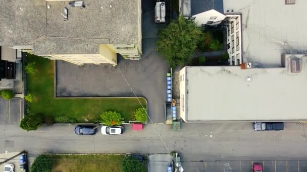 Top View Bulding Roof Garbage Bins Canada — Stock Video