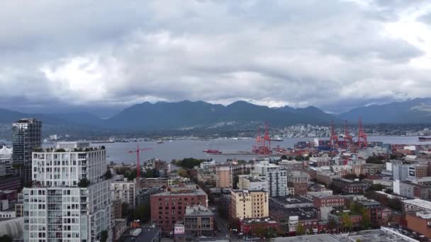 Widok Lotu Ptaka Port Vancouver Chinatown Wieżowiec Pochmurny Dzień — Wideo stockowe