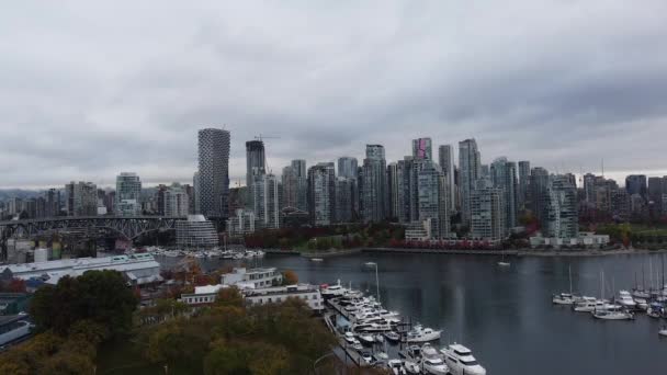 阴天从空中俯瞰温哥华市中心 — 图库视频影像