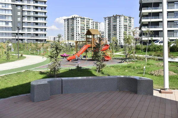 Moderno Parque Urbano Ciudad Aire Libre Verde Fondo Verano Árbol — Foto de Stock