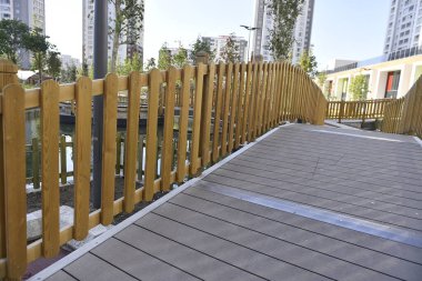 Çit, köprü, tahta, ahşap, gökyüzü, beyaz, yol, mimari, mavi, bahçe, ağaç, doğa, ev, bahçe, bina, park, plaj, yaz, yürüyüş yolu, eski yol, ev, manzara, şehir, güverte