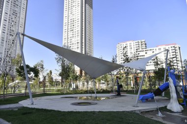 Şehir, mimari, köprü, ufuk çizgisi, bina, gökdelen, şehir manzarası, şehir, iş, binalar, şehir merkezi, nehir, ofis, gökdelenler, gökyüzü, seyahat, Londra, mavi, uzun, panorama, kule, Amerika, su, park, inşaat