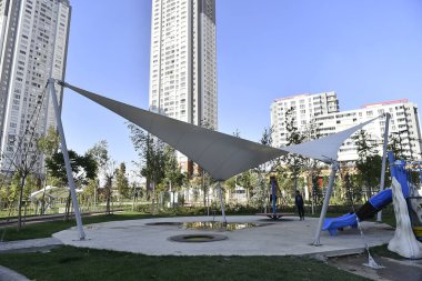 Şehir, mimari, köprü, ufuk çizgisi, bina, gökdelen, şehir manzarası, şehir, iş, binalar, şehir merkezi, nehir, ofis, gökdelenler, gökyüzü, seyahat, Londra, mavi, uzun, panorama, kule, Amerika, su, park, inşaat