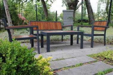 bank, park, bahçe, ağaç, çim, yeşil, ahşap, koltuk, doğa, yaz, açık hava, dinlenme, sandalye, oturma, açık hava, ağaçlar, dinlenme, bahar, hiç kimse, çalı, mobilya, patika, bitki,