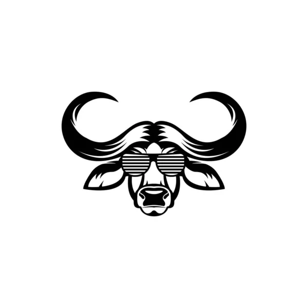 Vector African Buffalo Head Face Retro Hipster Logos Emblems Badges — 스톡 벡터