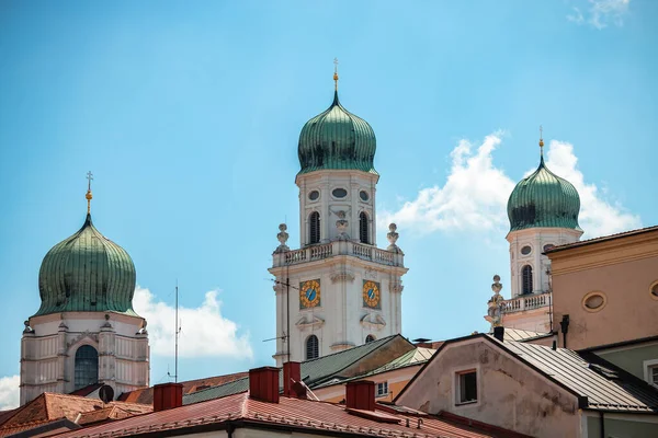Torres Catedral Gótica Santo Estêvão Passau Alemanha Imagem De Stock