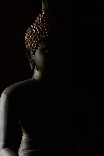 Bouddha Calcaire Dans Ombre — Photo