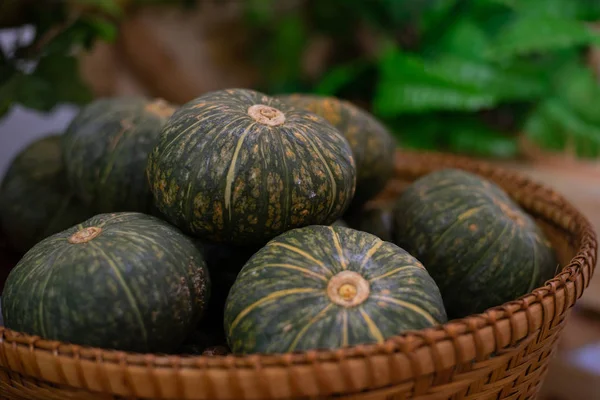 Japanska pumpa: Asien tropiska frukter — Stockfoto