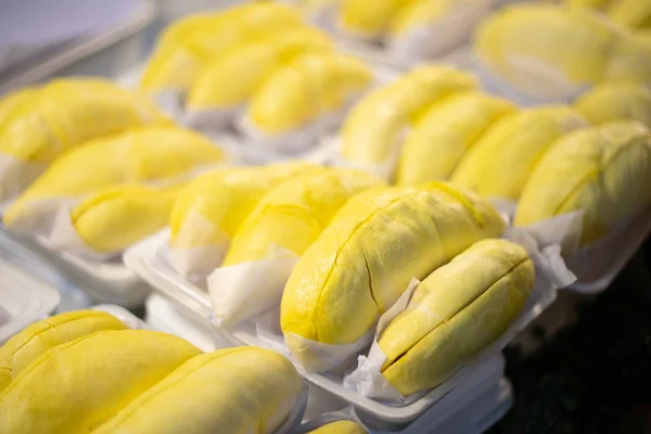 Roi des fruits, Durian est un fruit tropical du sud-est asiatique . — Photo