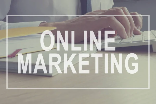 Online Marketing Concept Marketer Pracuje Strategii Marki — Zdjęcie stockowe