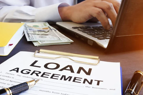 Loan Agreement Money Desk — Stock Photo, Image