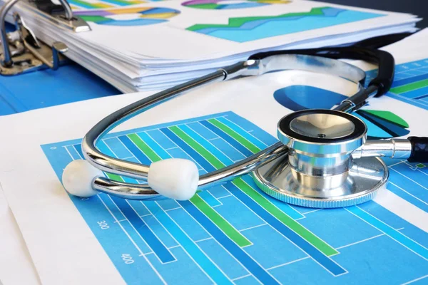 Stethoscope Financial Report Business Analysis Audit — Stock Photo, Image