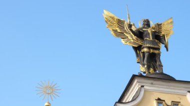 Kiev, Ukrayna - 28 Ekim 2018. Archangel Michael, Kiev sembolü anıt.