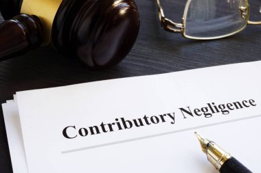 Documents about contributory negligence in a court. clipart