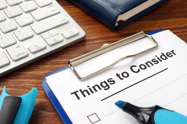 Pano içindeki düşünün için şeylerin listesi.