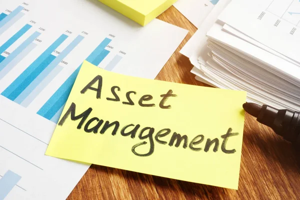Asset management concept. Stapel handelspapieren. — Stockfoto