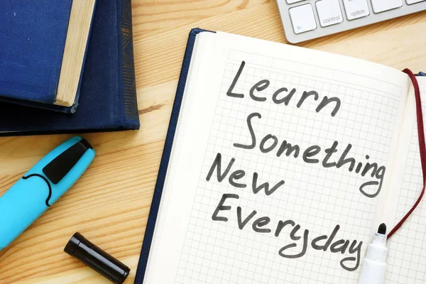 매일 새로운 것을 배우십시오. 평생 학습 개념. — 스톡 사진