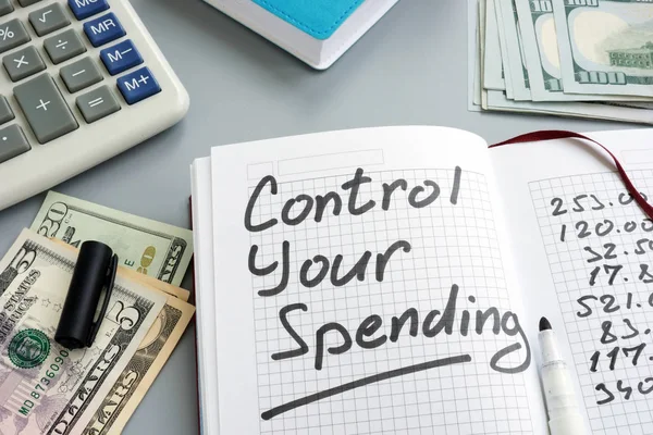 Steuern Sie Ihr Ausgabenkonzept. Haushalt und Geld. — Stockfoto